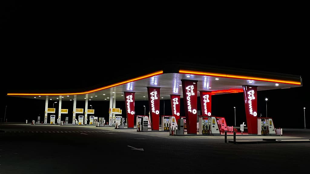 Why Was the BUDI95 Quota Cut, Then Restored? MP Presses Finance Minister 2 BUDI95 Quota Cut Hits B40 Hard Kelantan Petrol Station Admits Negligence in Budi95 Case